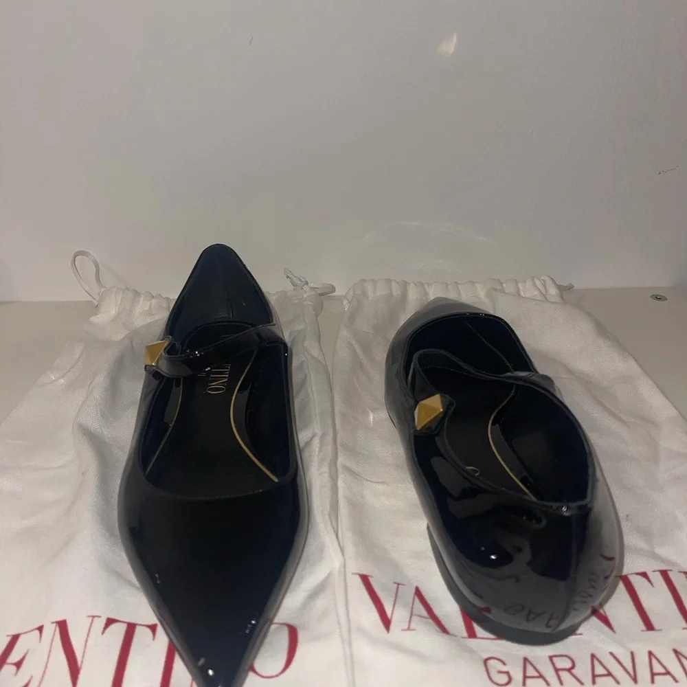 Valentino Black Patent Leather Flats with Gold Accent - Picture 2 of 5